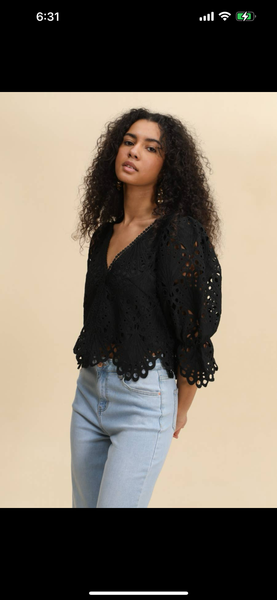 Selena lace crop blouse