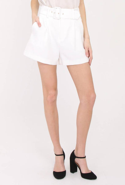 High-waisted plain belted shorts: Sky Blue